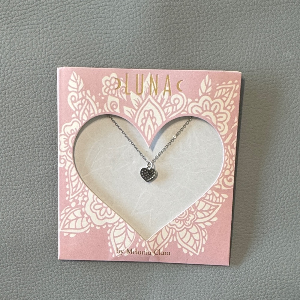 Melania Clara Silver Heart Pendant Necklace